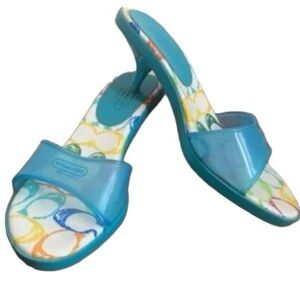 Coach  size 10 aqua blue jelly sandals kitten heel waterproof